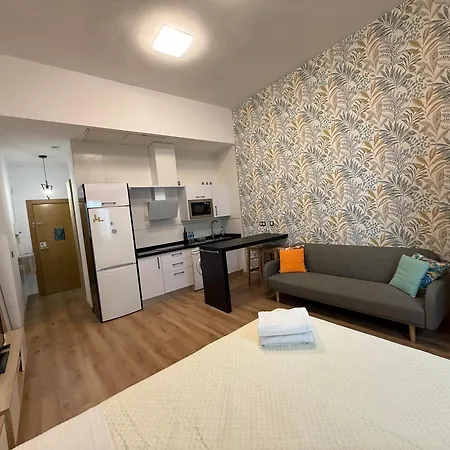 Lovely In The Heart Of Free Swimming Pool Apartment