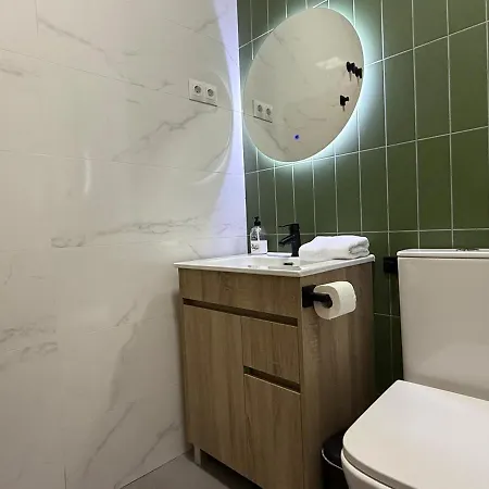 Lovely In The Heart Of Free Swimming Pool