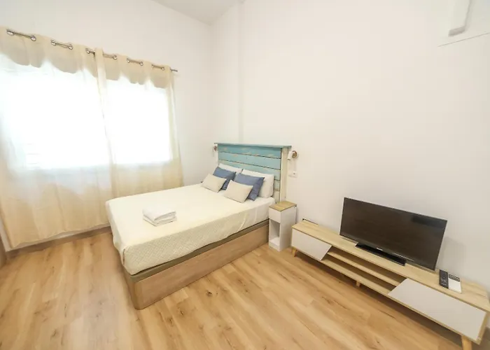 Apartmán Lovely In The Heart Of Free Swimming Pool Màlaga