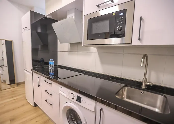 Lovely In The Heart Of Free Swimming Pool Apartmán